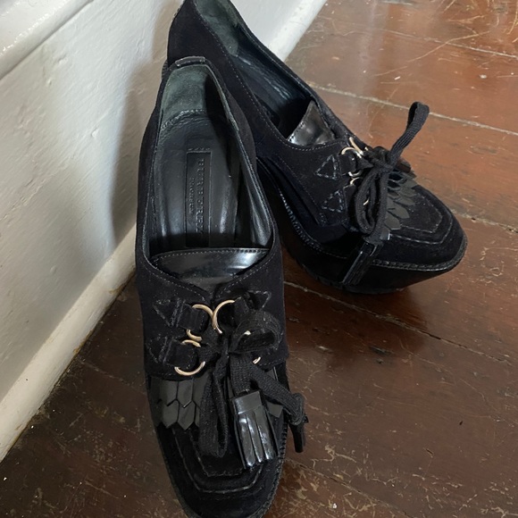 Burberry Prorsum Black Suede platforms silver loops/patent leather details - Picture 3 of 15
